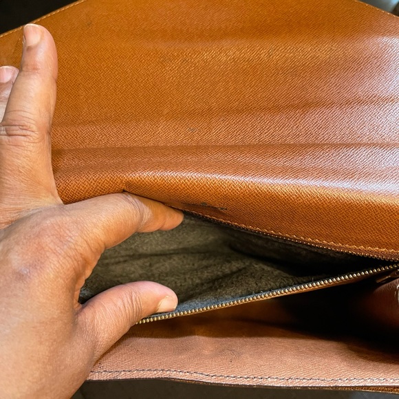 Authentic Vintage Louis Vuitton Monogram Crossbody Monceau - Picture 11 of 17